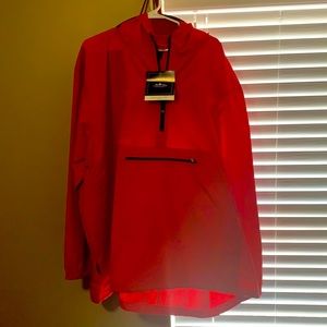 Men’s pull over jacket with hood.